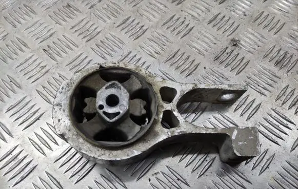 Peugeot 508 Engine mount bracket 9683029080