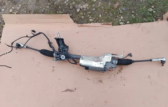 Volkswagen Tiguan Steering rack 5QS423050E