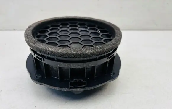 Skoda Superb B8 (3V) Front door speaker 3V0035411D