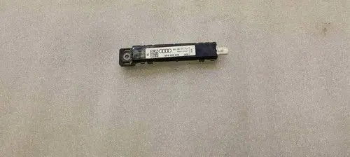 Audi A3 S3 8V Aerial antenna switch 8V4035225