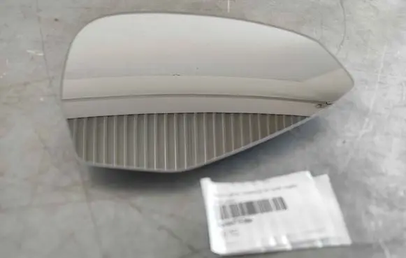 Audi A4 S4 B9 8W Wing mirror glass 8W0857536E