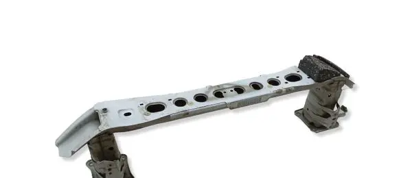 Ford Focus Front bumper cross member F0C172803