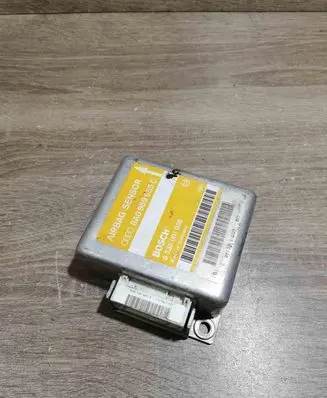 Audi A6 S6 C4 4A Airbag control unit/module 8A0959655C 0285001038