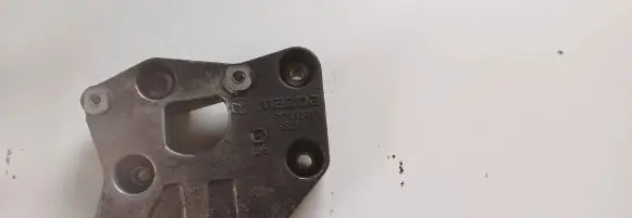 Mazda 6 Engine mounting bracket RF7L15810 S5227 D32D3