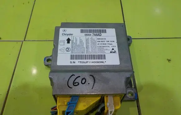 Nissan NV200 Airbag control unit/module 56054744AD 14AB129