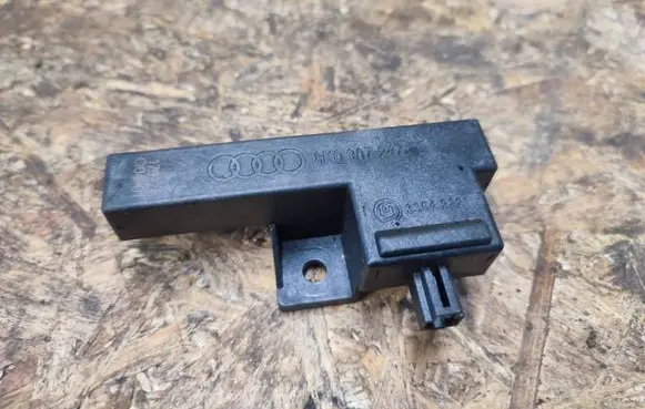 Audi A7 S7 4G Keyless (KESSY) go control unit/module 8K0907247