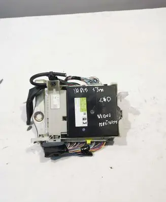Toyota Yaris Fuse module