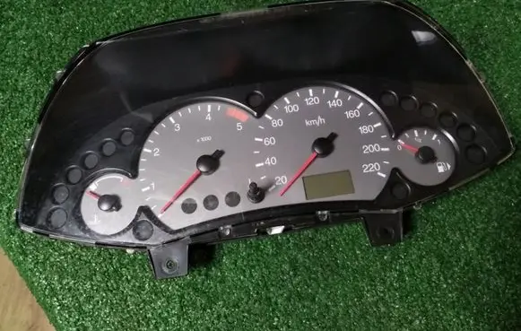 Ford Focus Speedometer (instrument cluster) 1M5F10849VD 98AP10841BC