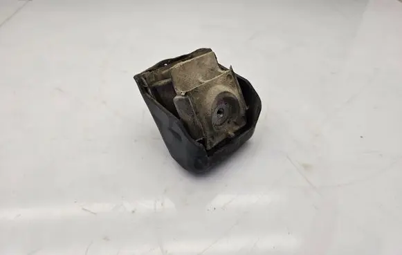 Volkswagen Crafter Engine mount bracket A906241 1713G