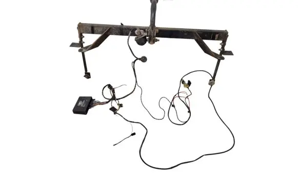 Fiat 500L Tow bar set 55R018567