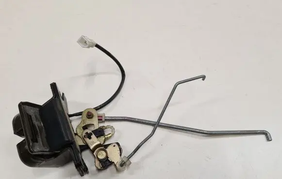 KIA Sorento Tailgate/trunk/boot lock/catch/latch 812303E000