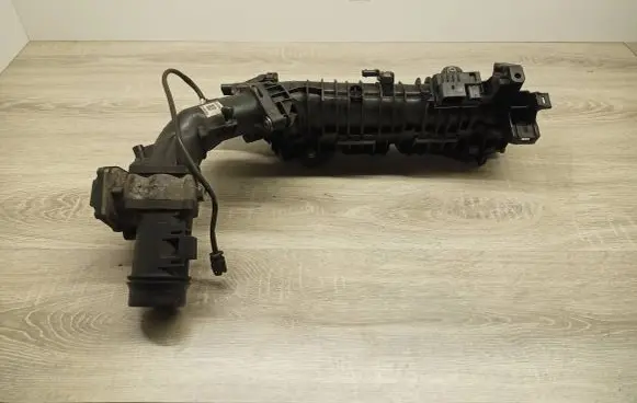 BMW 1 F20 F21 Intake manifold 108452S10