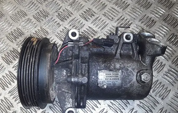 Nissan Juke I F15 Air conditioning (A/C) compressor (pump) 926003vd0a