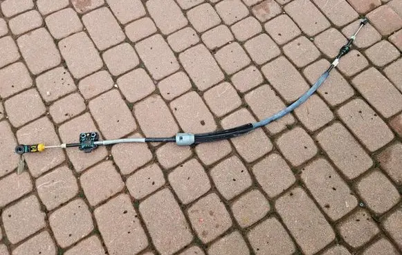 Opel Grandland X Gear shift cable linkage 17TYS
