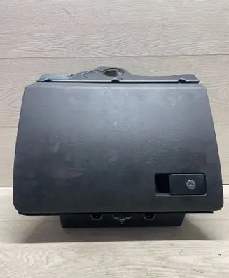 Volkswagen PASSAT CC Glove box 3C1857114 P0108696 T00242261