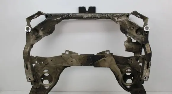 BMW M5 Engine mounting bracket
