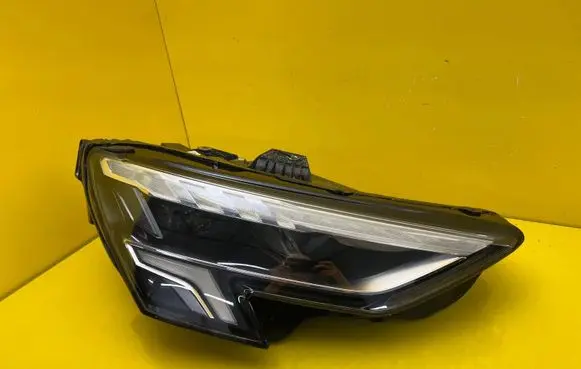 Audi A3 8Y Headlight/headlamp 8Y0941034