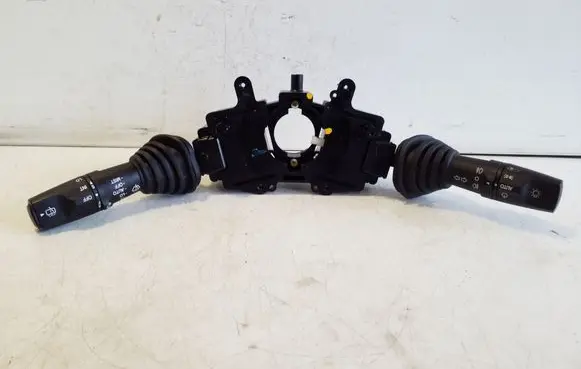 Wiper turn signal indicator stalk/switch