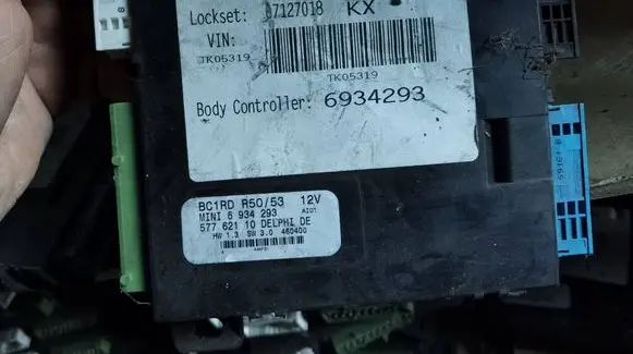 Mini One - Cooper R50 - 53 Central body control module 6059616 6934293 A7127018