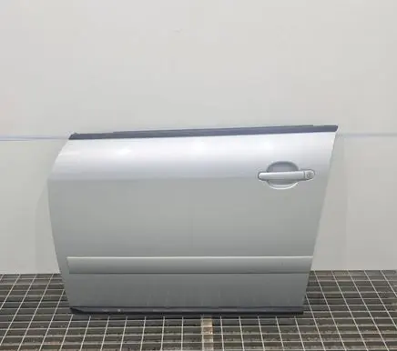 Audi A2 Front door LY7W