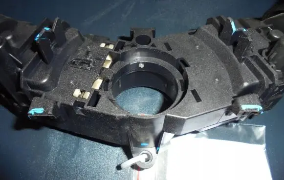 Headlight wiper switch