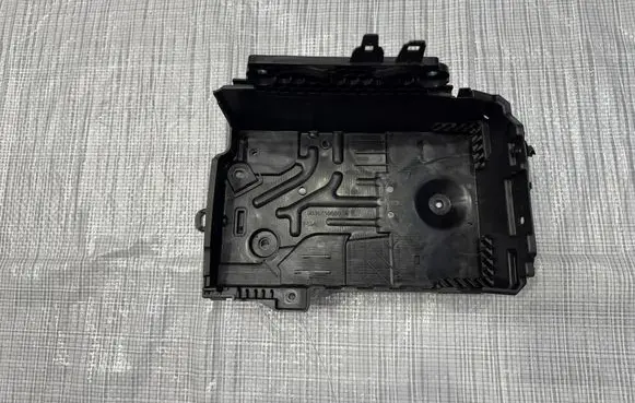 Lancia Ypsilon Centre console side trim front 9836759680