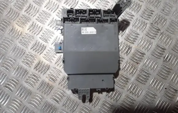 Honda Accord Fuse module A000011