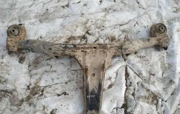 Volkswagen Sharan Rear subframe 