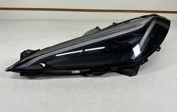 Chevrolet Corvette C8 Headlight/headlamp 85545920 812761608 131600243190