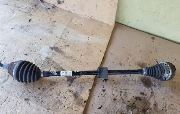 Seat Leon (5F) Front driveshaft 5Q0407272DB