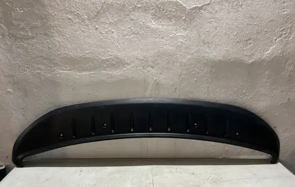 Dodge RAM 1500 DS Front bumper lip 68033135AA