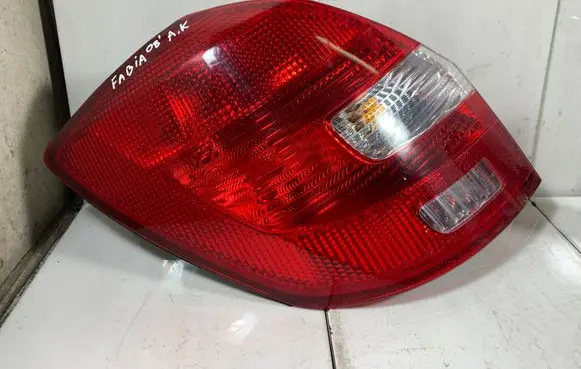 Skoda Fabia Mk2 (5J) Rear/tail lights 5J6945111