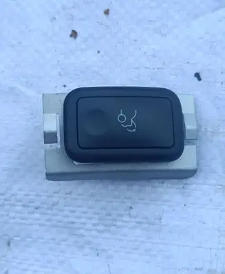 Multifunctional control switch/knob