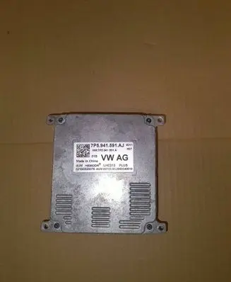 Seat Leon (5F) LED ballast control module 7P5941591AJ