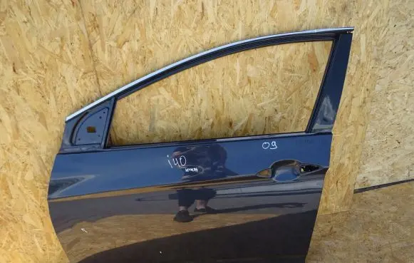 Hyundai i40 Front door