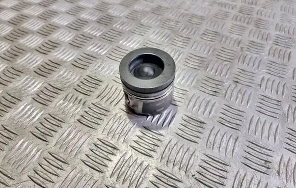 Ford Grand C-MAX Piston 75l101