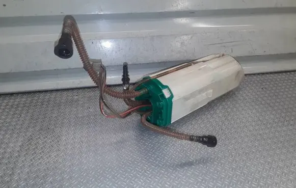 Audi A8 S8 D3 4E In-tank fuel pump 4E0919088A