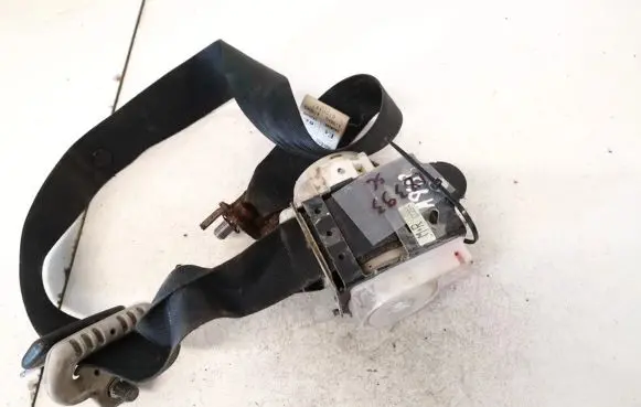 Mazda 5 Front seatbelt t89334t