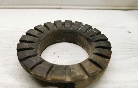Volvo XC60 Rear coil spring rubber mount 66915599