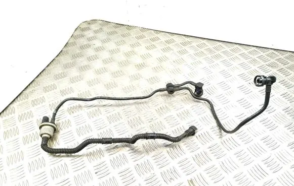 Volkswagen Golf VII Vacuum line/pipe/hose 06D133517B