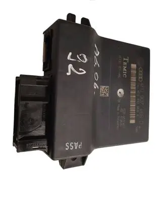 Audi A6 S6 C6 4F Gateway control module 4F0907468D