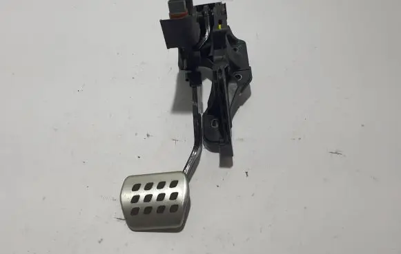 Renault Arkana Brake pedal 465019161R