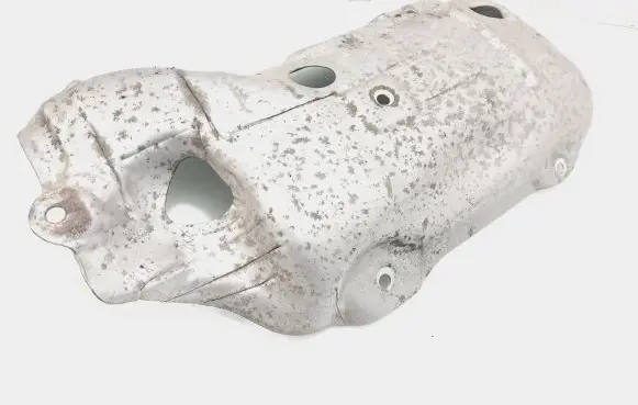 Exhaust heat shield