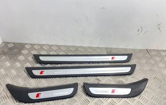 Audi Q5 SQ5 sill trim set (inner) 8R0853373C 8R0853374C 8R0853375C