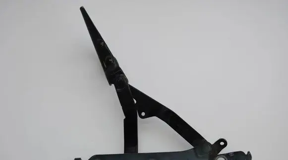 KIA Ceed Tailgate/trunk/boot hinge 