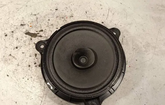 Nissan X-Trail T32 Front door speaker 28156