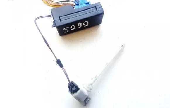 Audi 80 90 S2 B4 Interior temperature sensor 23652
