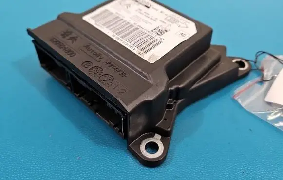 Peugeot 301 Airbag control unit/module 620504800 IMPRK1585987