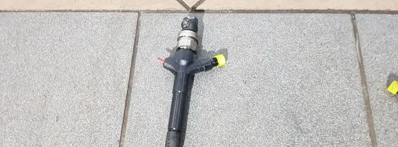 Mitsubishi L200 Fuel injector 1465A367