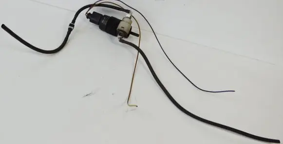 Audi A6 S6 C6 4F Windscreen/windshield washer pump 1T0955651A